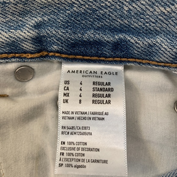 AE High-Waisted Mom Jeans - Picture 6 of 6